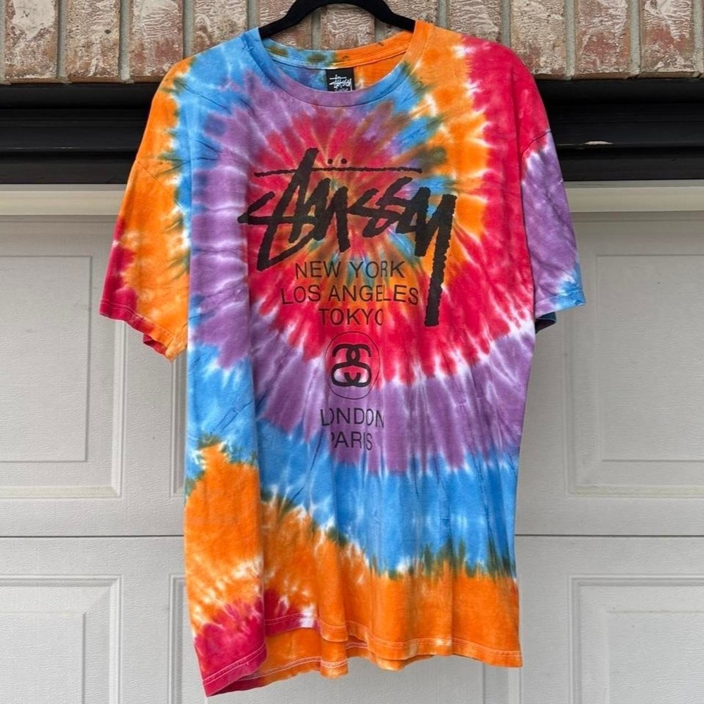 STÜSSY WORLD TOUR TIE DYE GRAPHIC TEE